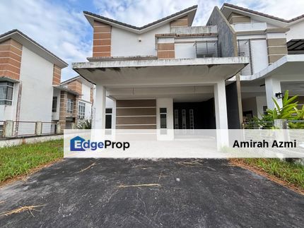 Double Storey Semi-D Greenhill Residence Seksyen U10 Shah Alam, Selangor, Shah Alam
