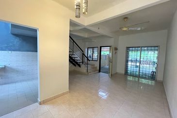 Persiaran Puncak Alam 2 