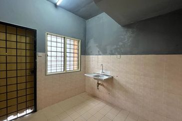 Persiaran Puncak Alam 2 