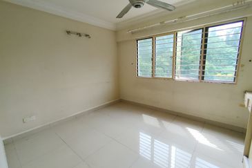 Putra Villa Kondominium