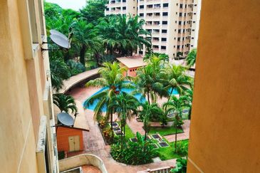 Putra Villa Kondominium