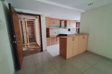 Putra Villa Kondominium