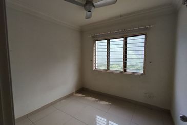 Putra Villa Kondominium