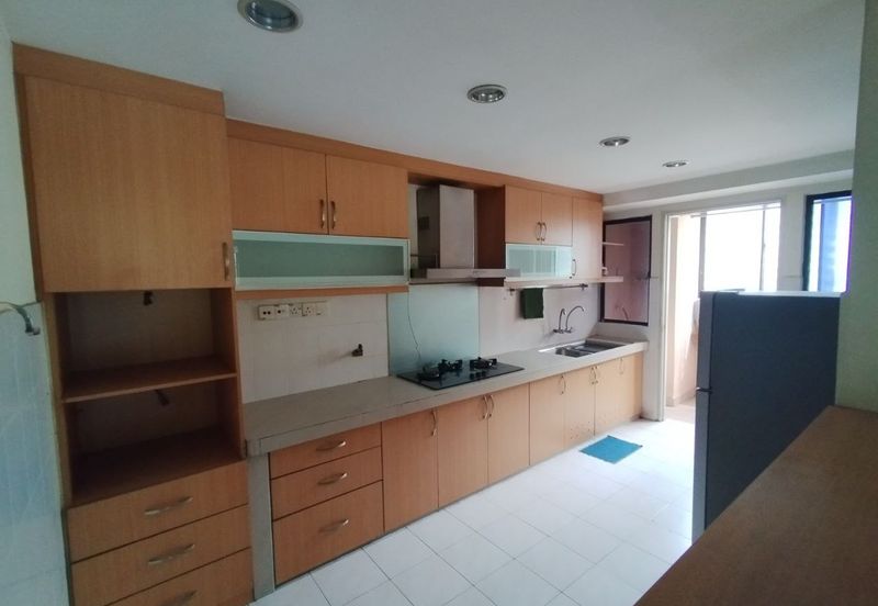 Putra Villa Kondominium