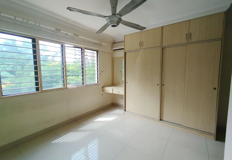 Putra Villa Kondominium