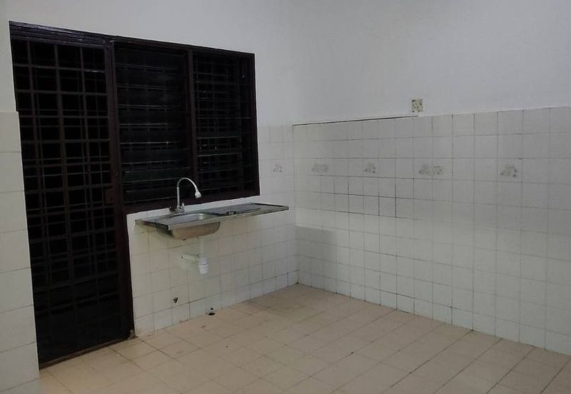 2 Storey Terrace House Taman Pinggiran Batu Caves Gombak Selangor