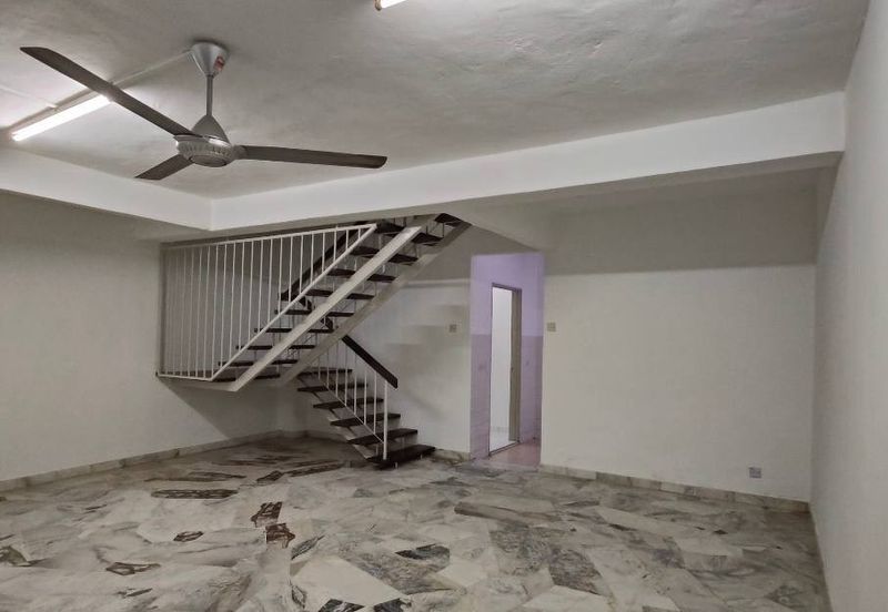 2 Storey Terrace House Taman Pinggiran Batu Caves Gombak Selangor