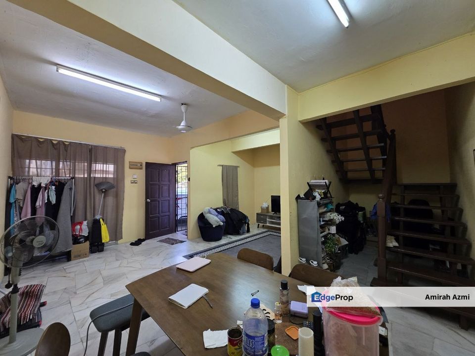 End Lot Double Storey Terrace House Taman Subang Mewah USJ 1, Subang Jaya, Selangor, USJ