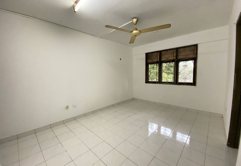 Flat PKNS Seksyen 19
