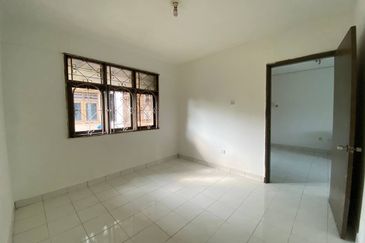 Flat PKNS Seksyen 19