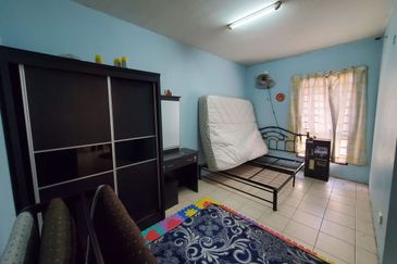 Pusat Komersial Seksyen 7