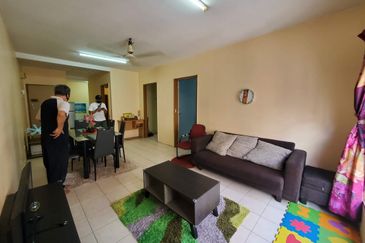 Pusat Komersial Seksyen 7