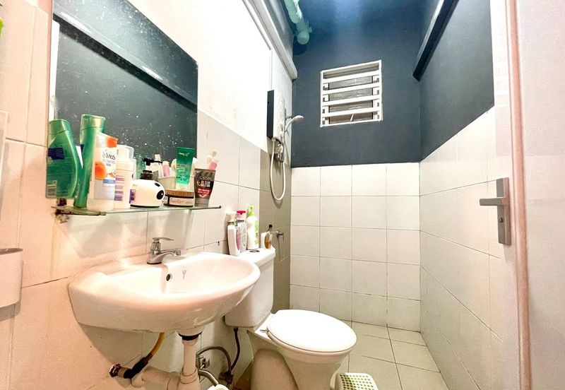 Asteria Apartment @ Bandar ParkLand