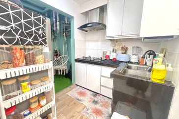 Asteria Apartment @ Bandar ParkLand