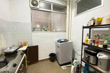 Asteria Apartment @ Bandar ParkLand