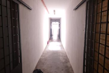 Desa Temenggong Apartment