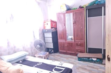 Desa Temenggong Apartment