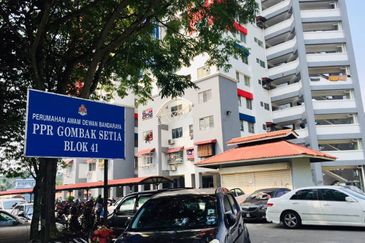 Flat DBKL Gombak Setia