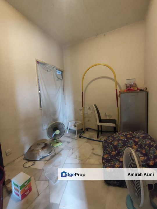 Lily Apartment Saujana Utama Sungai Buloh, Selangor, Sungai Buloh