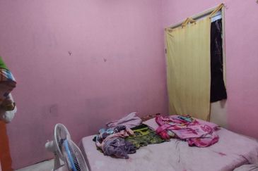 Lily Apartment, Taman Saujana Utama