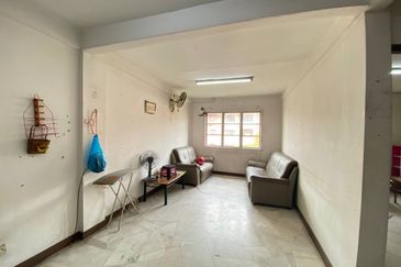 Flat PKNS Seksyen 7 Shah Alam