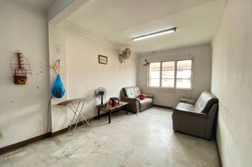 Flat PKNS Seksyen 7 Shah Alam