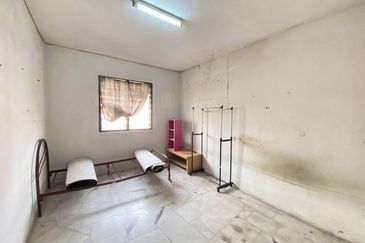 Flat PKNS Seksyen 7 Shah Alam