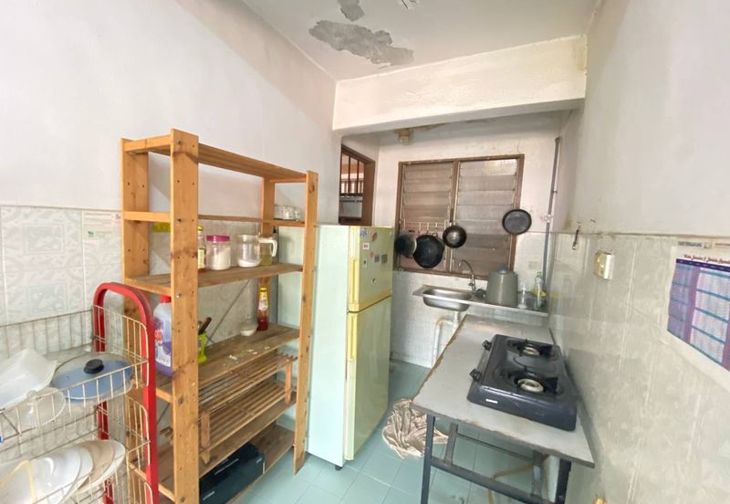 Flat PKNS Seksyen 7 Shah Alam