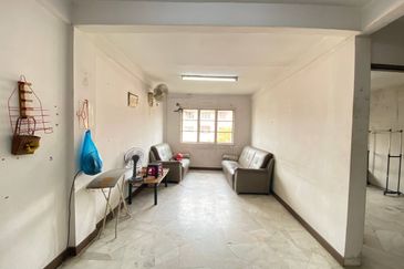 Flat PKNS Seksyen 7 Shah Alam