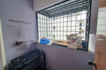 Residensi Warnasari 3