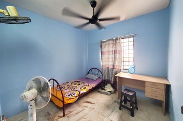 Residensi Warnasari 3