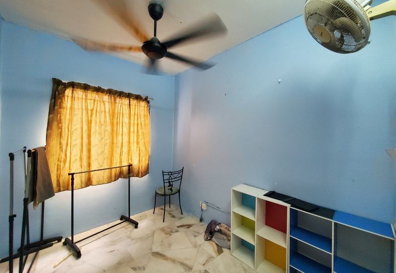 Residensi Warnasari 3