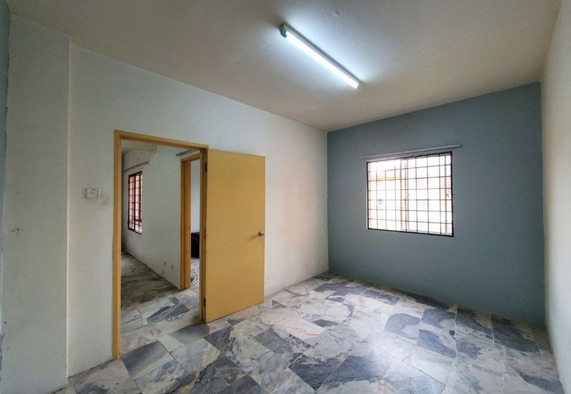 Astana Alam Apartment