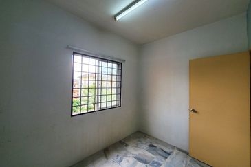 Astana Alam Apartment