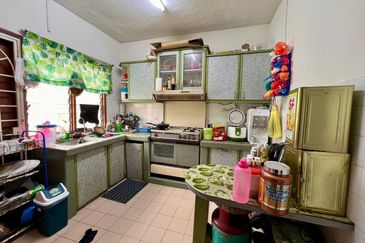 Taman Pinggiran Batu Caves