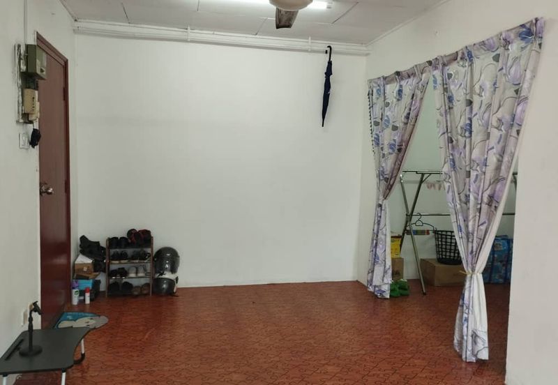 Flat PKNS Seksyen 18, Shah Alam