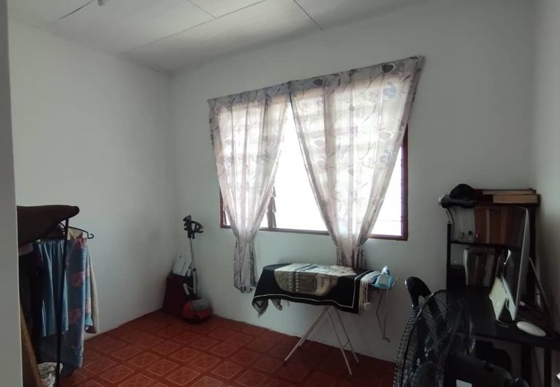 Flat PKNS Seksyen 18, Shah Alam