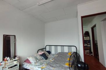 Flat PKNS Seksyen 18, Shah Alam