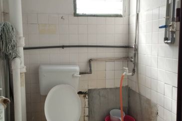 Flat PKNS Seksyen 18, Shah Alam