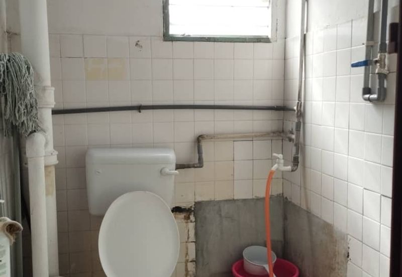 Flat PKNS Seksyen 18, Shah Alam