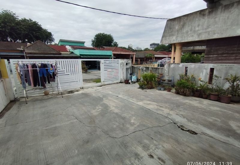 Seksyen 10, Shah Alam