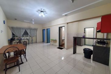 Persanda 3 Apartment