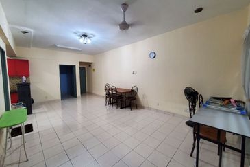 Persanda 3 Apartment