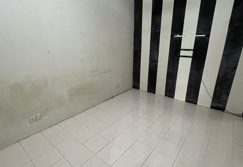 Seksyen 30, Shah Alam