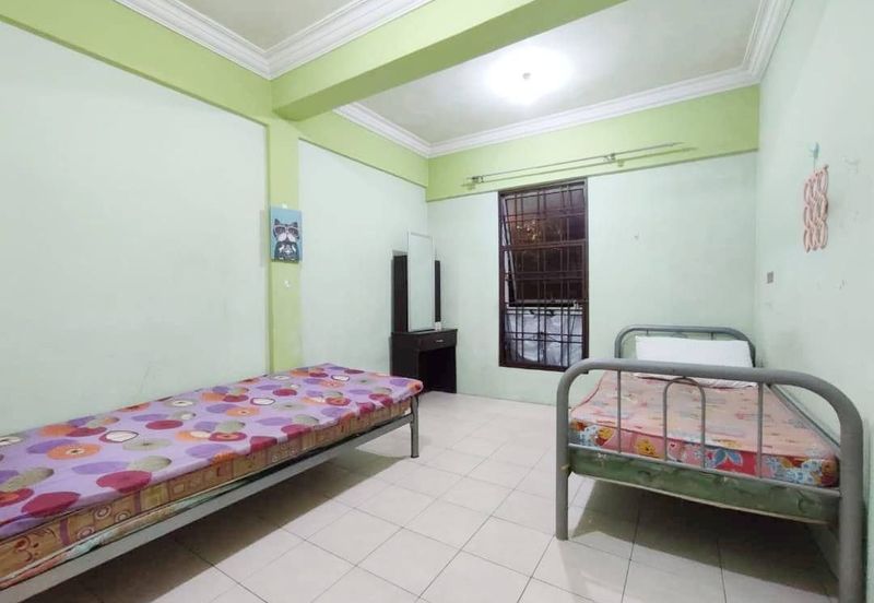 Pusat Komersial Seksyen 7