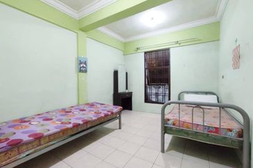 Pusat Komersial Seksyen 7