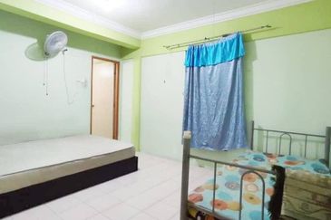 Pusat Komersial Seksyen 7