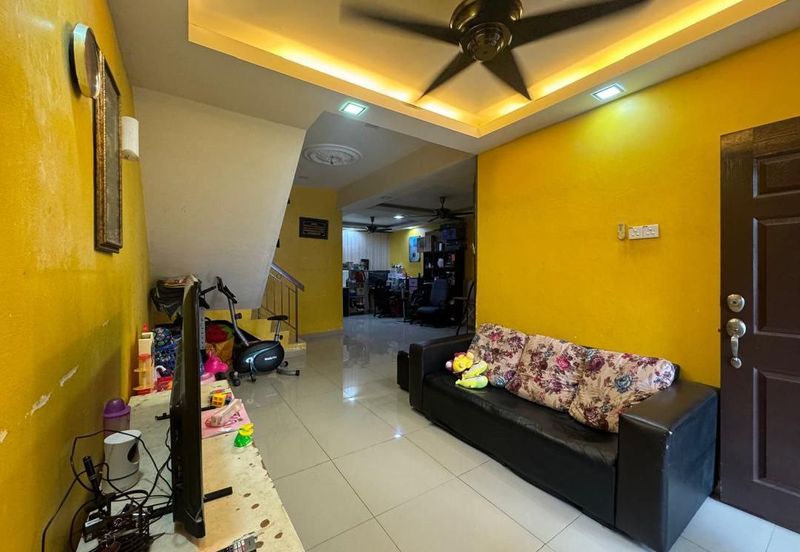 1.5 Storey House Taman Harmoni Utama Seksyen 32 