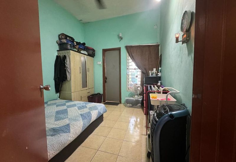 1.5 Storey House Taman Harmoni Utama Seksyen 32 