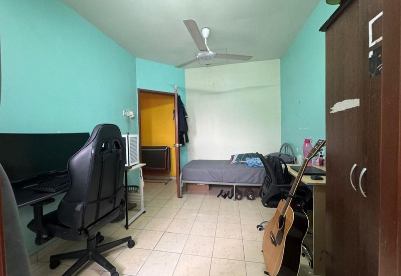 1.5 Storey House Taman Harmoni Utama Seksyen 32 